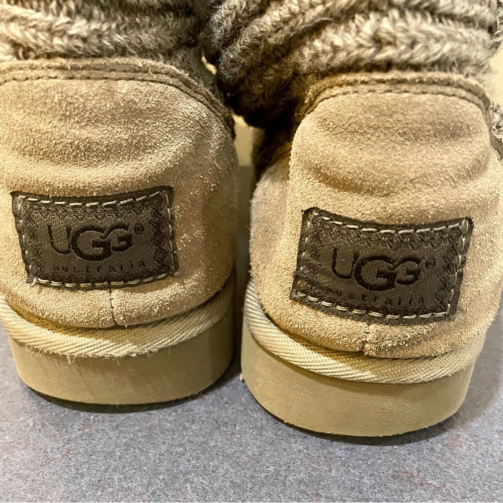 Ugg Cardy Tall Knitted Buttoned Boots - Women’s size 10 - Picture 8 of 15